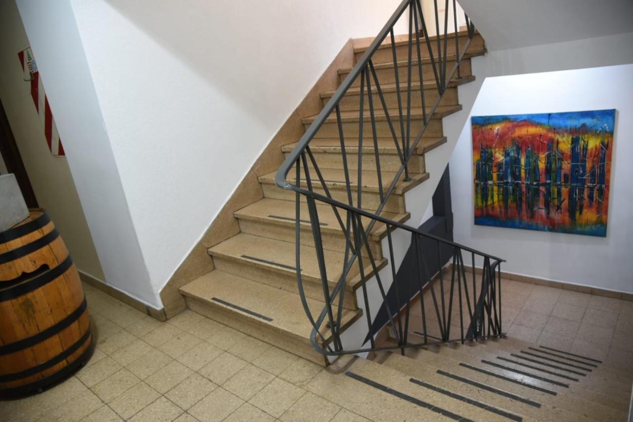 Habitacion En Espana 1512 Мендоса Екстериор снимка